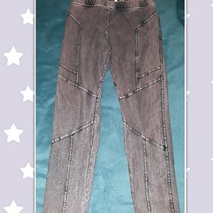 ❤ H&M Acid-Wash Paneled Leggings Size L ❤